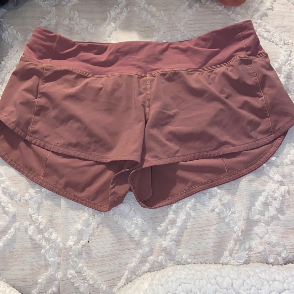 LULULEMON SPEED UP SHORTS